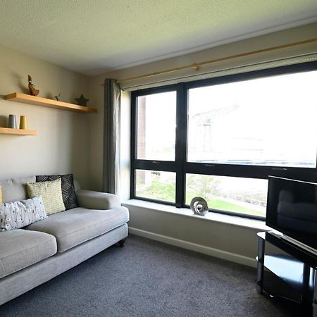 Sec/ Hydro Two Bed Flat With Free Parking And Great View Apartment Glasgow Luaran gambar