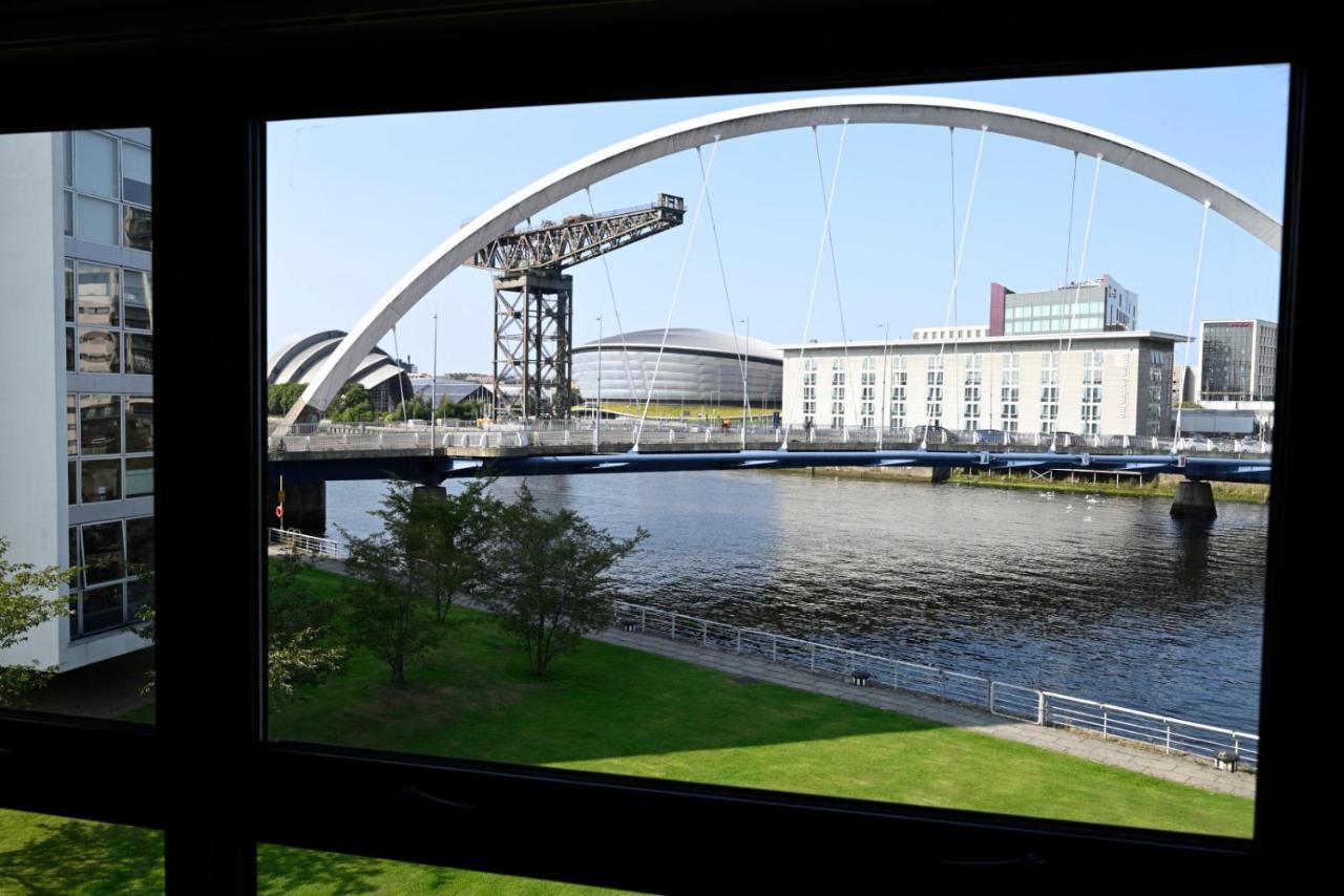 Sec/ Hydro Two Bed Flat With Free Parking And Great View Apartment Glasgow Luaran gambar
