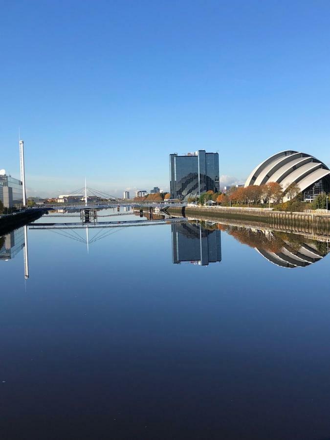 Sec/ Hydro Two Bed Flat With Free Parking And Great View Apartment Glasgow Luaran gambar
