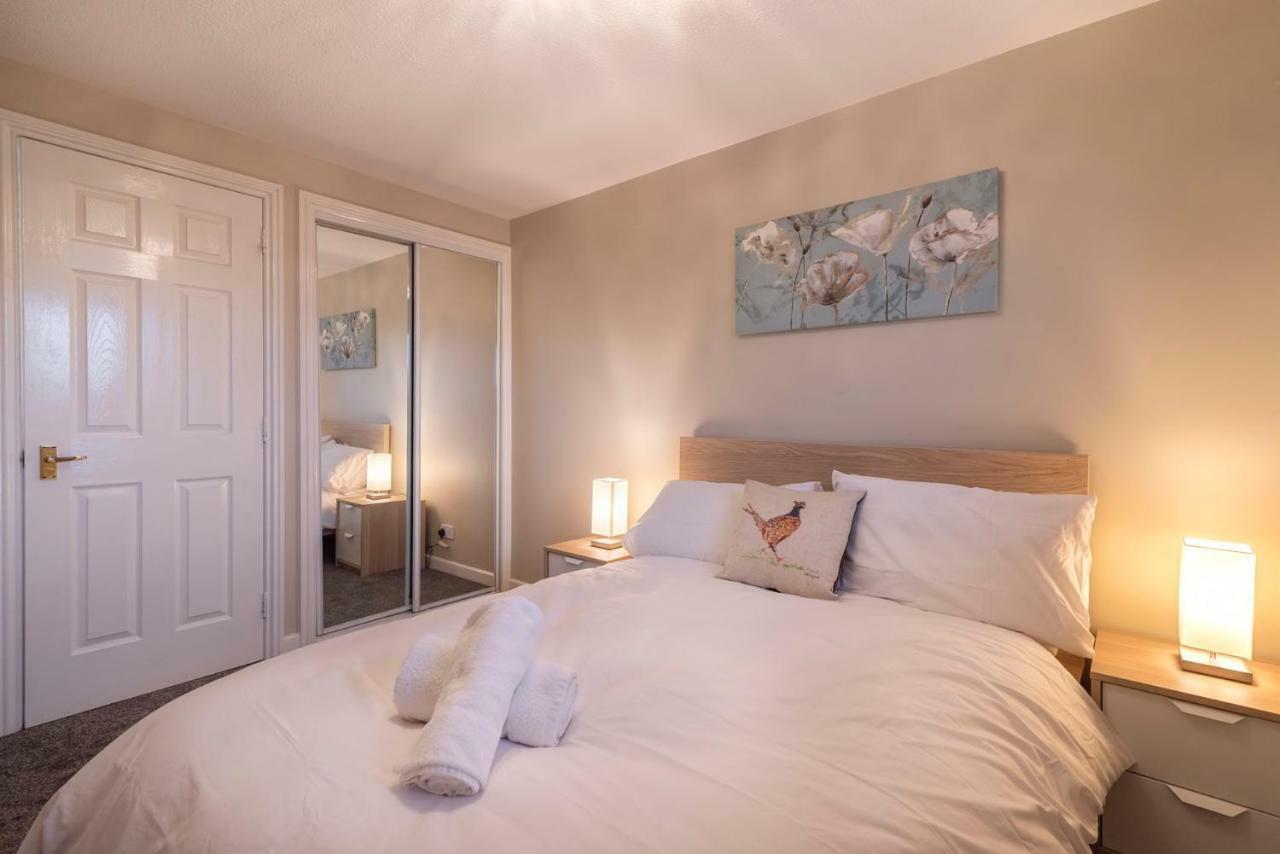 Sec/ Hydro Two Bed Flat With Free Parking And Great View Apartment Glasgow Luaran gambar