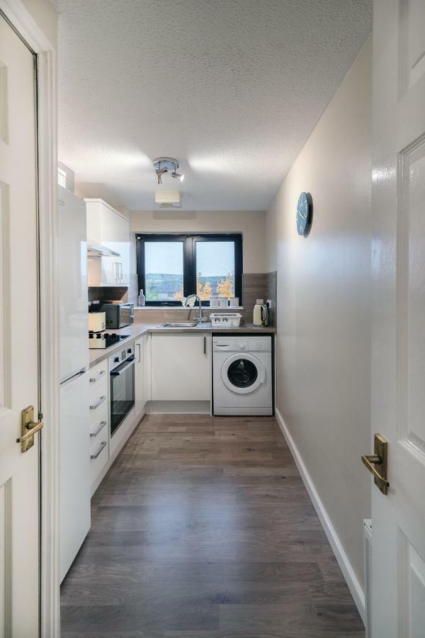 Sec/ Hydro Two Bed Flat With Free Parking And Great View Apartment Glasgow Luaran gambar